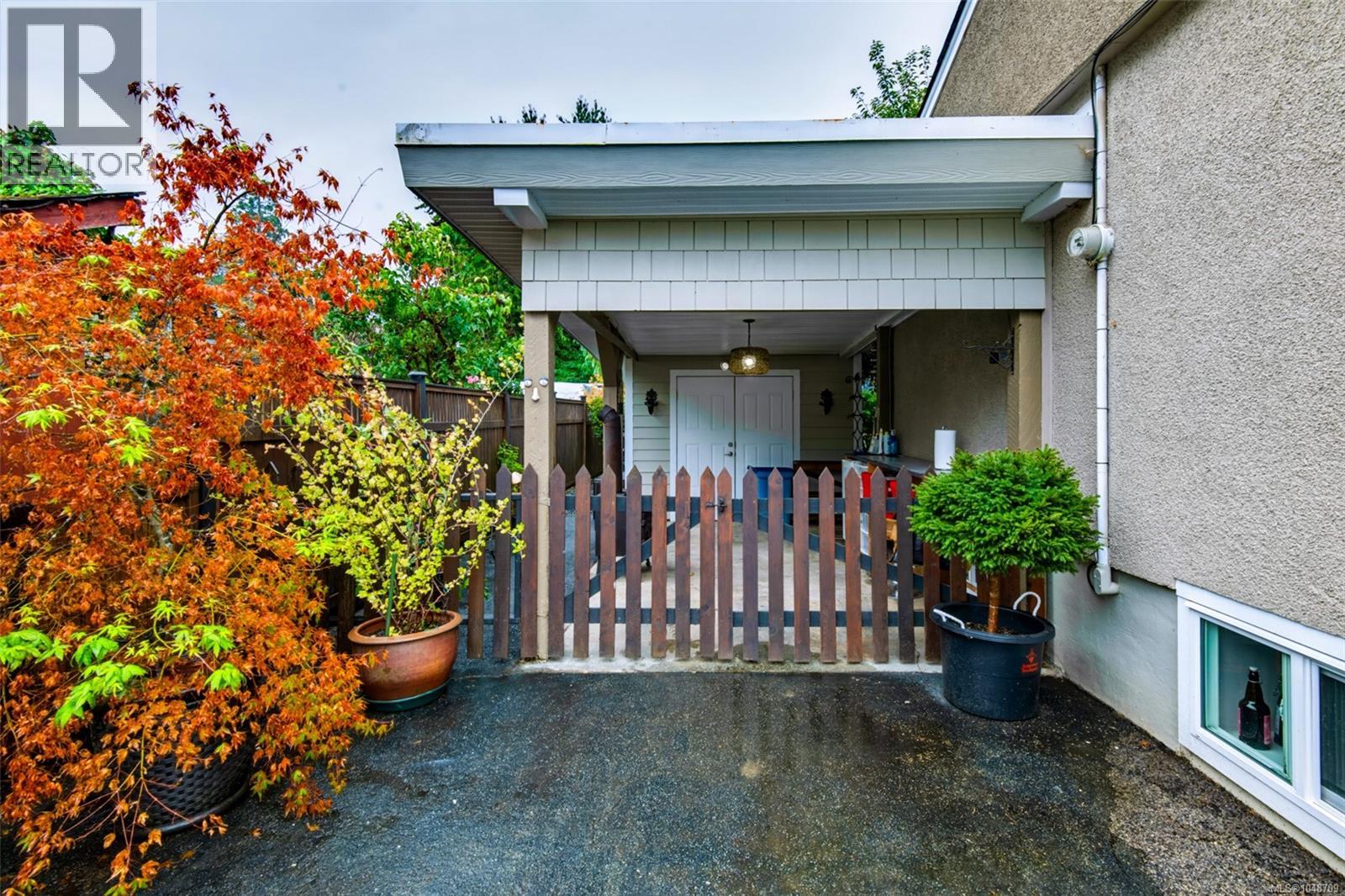 4436 Elizabeth St - Image 31