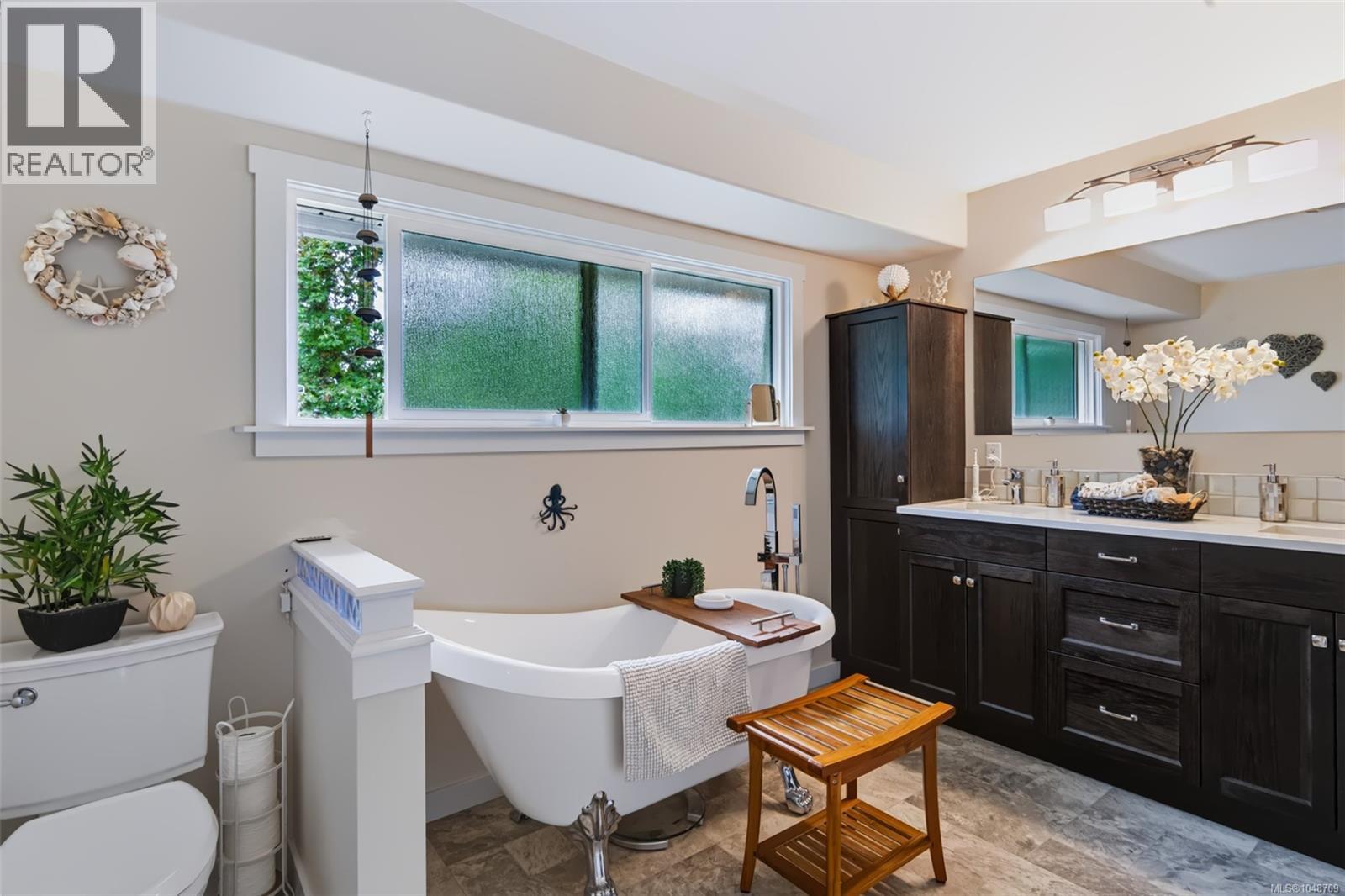 4436 Elizabeth St - Image 11