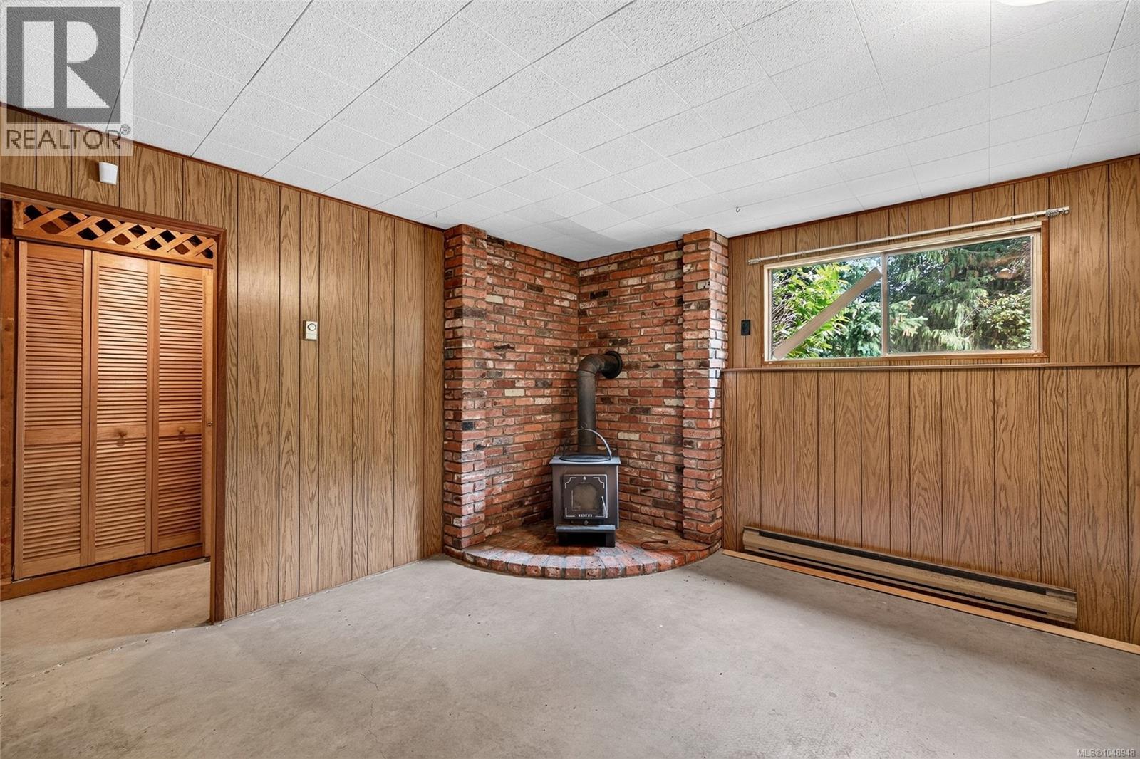  2214 McCoy Road, Saanich