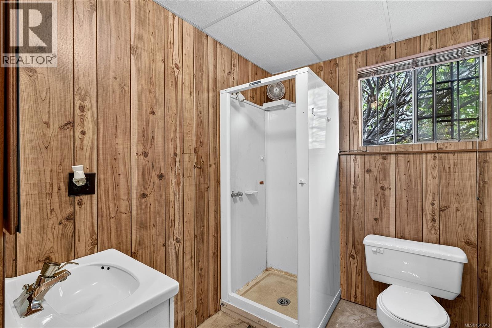  2214 McCoy Road, Saanich