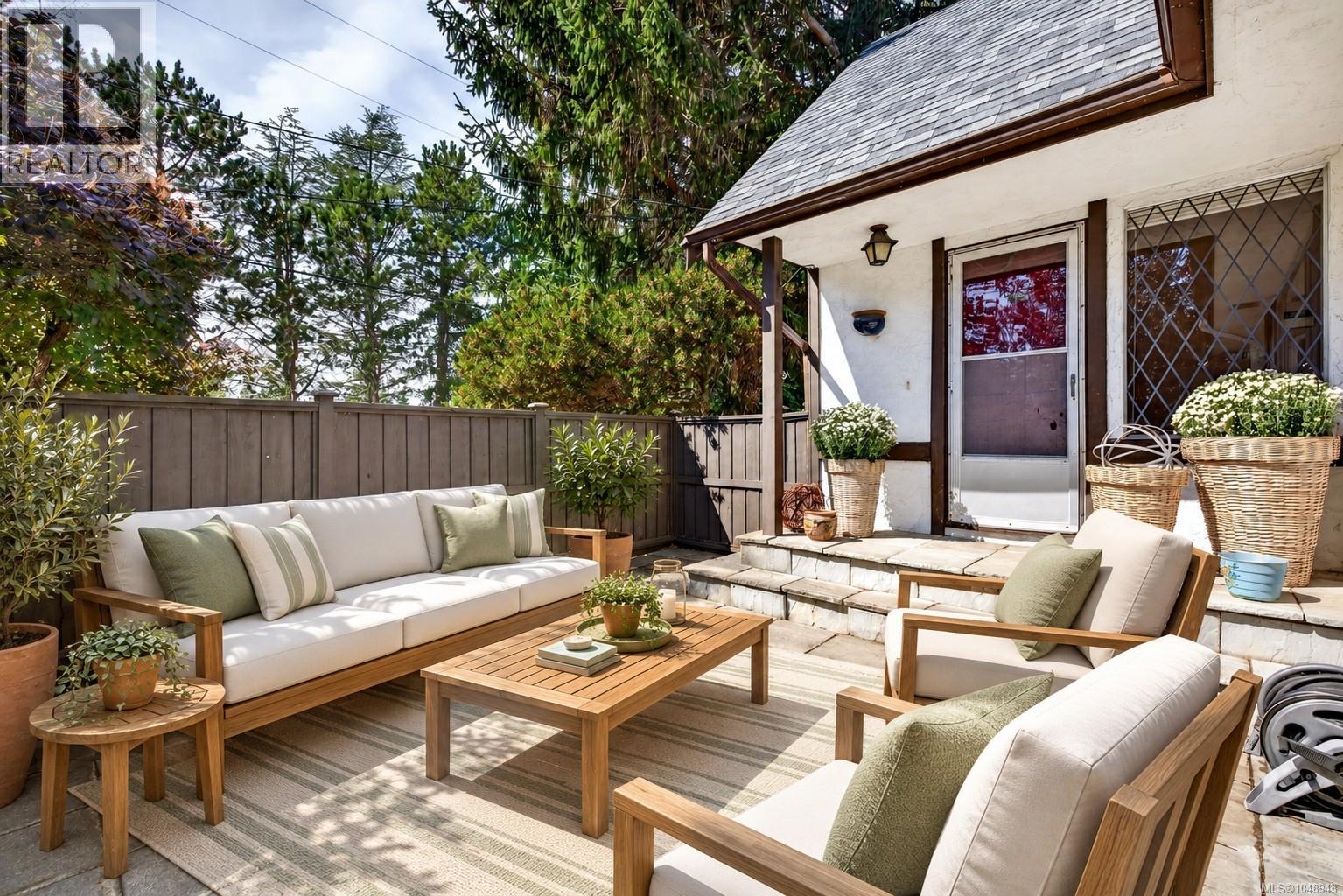  2214 McCoy Road, Saanich