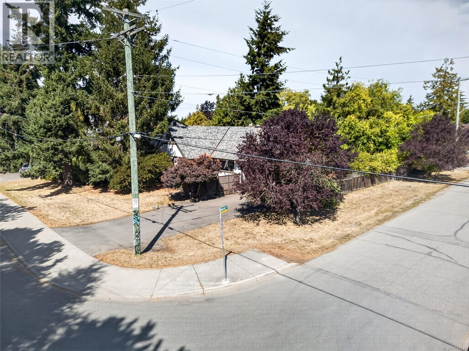2214 McCoy Rd - 32