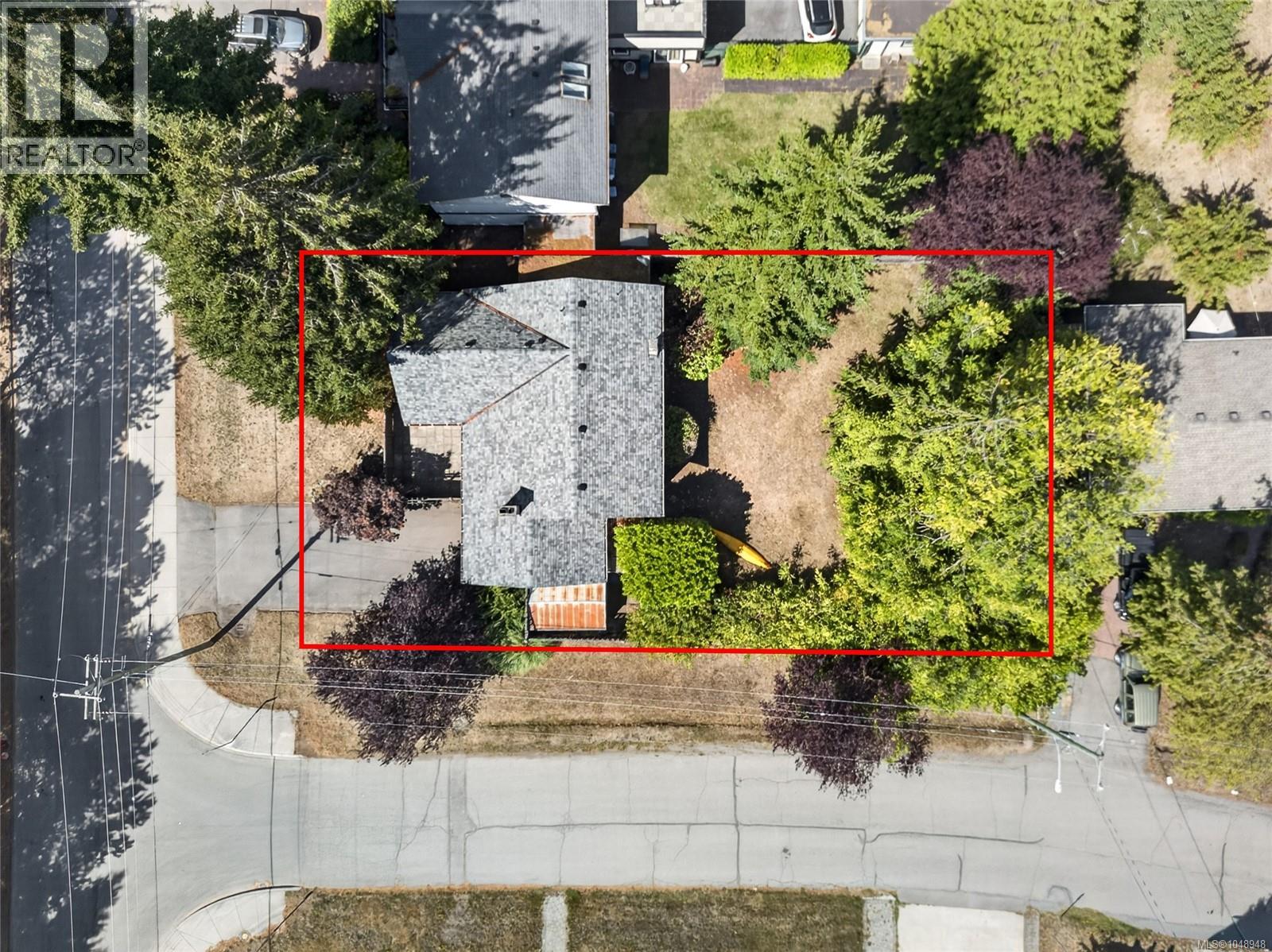  2214 McCoy Road, Saanich