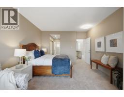 2343 Folkestone Way, West Vancouver, BC V7S3C9 Photo 20