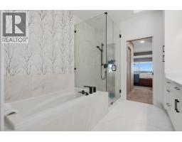 2343 Folkestone Way, West Vancouver, BC V7S3C9 Photo 25