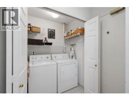 2343 Folkestone Way, West Vancouver, BC V7S3C9 Photo 34