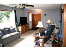 Bedroom 2 - 5219 52 Ave, Viking, AB T0B4N0 Photo 7
