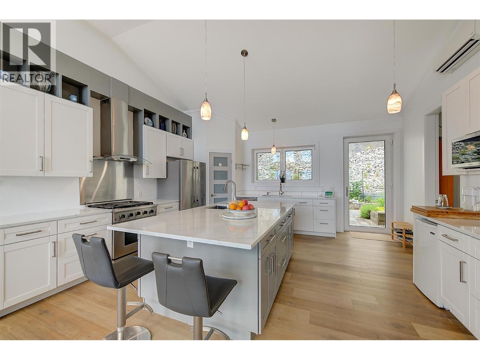 6131 Seymoure Lane - 11