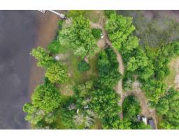 0z Ch. Des Outaouais, L Ile Du Grand Calumet, QC J0X1J0 Photo 11