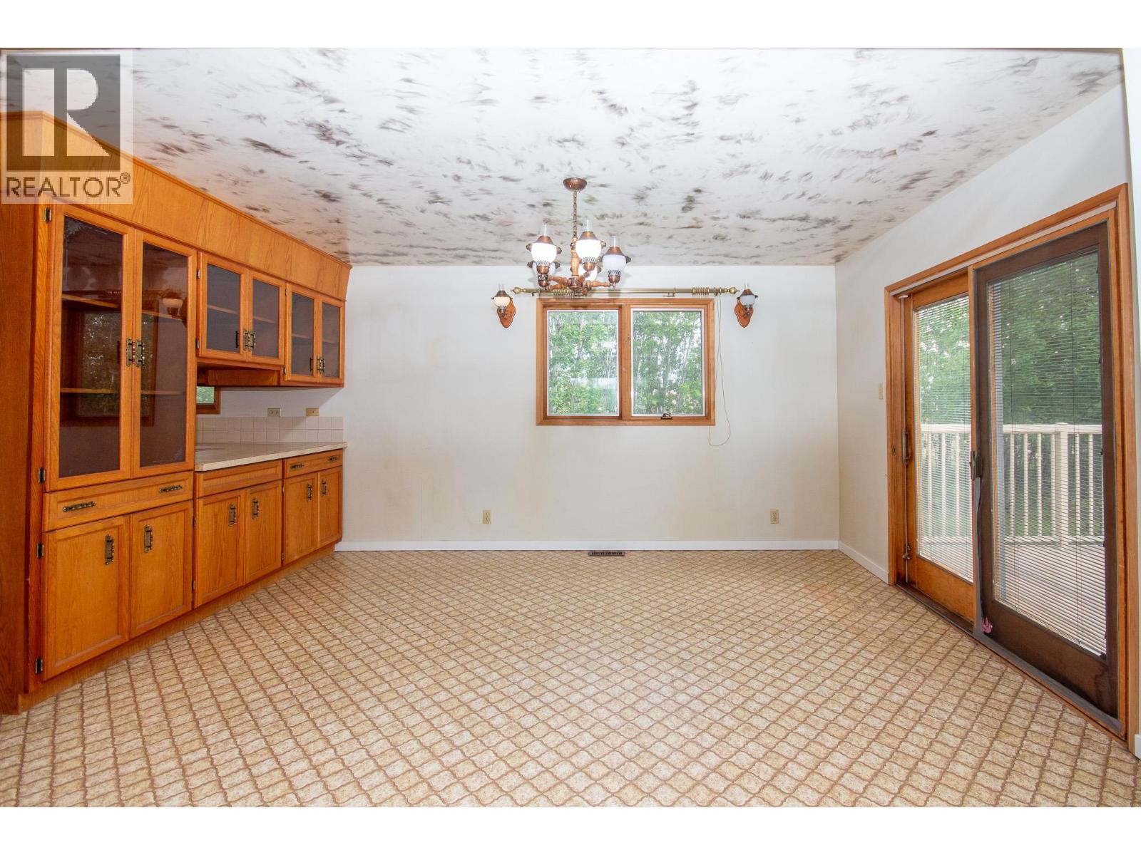 9616 227 Road - 4