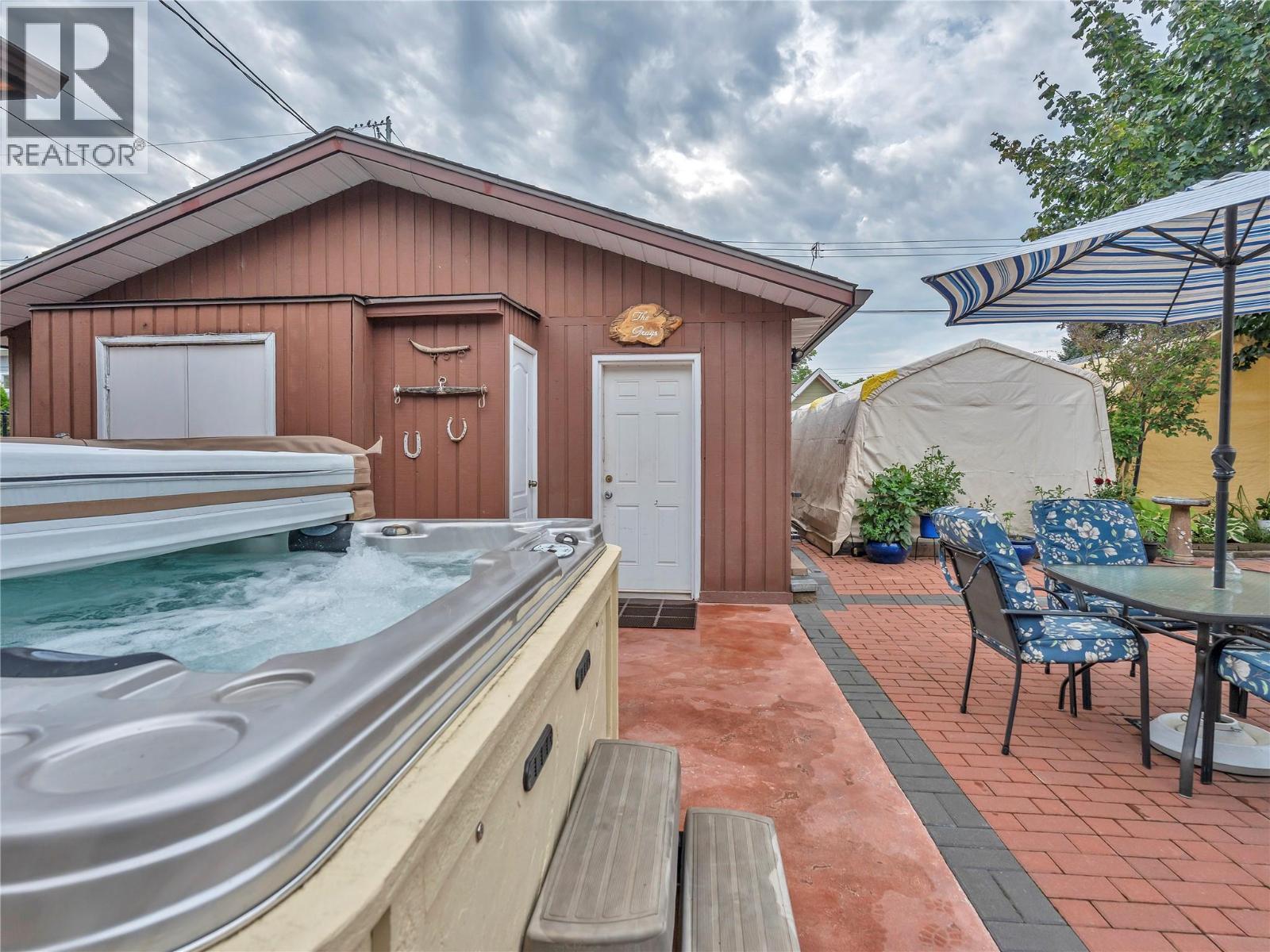 146 YORKTON Avenue, Penticton