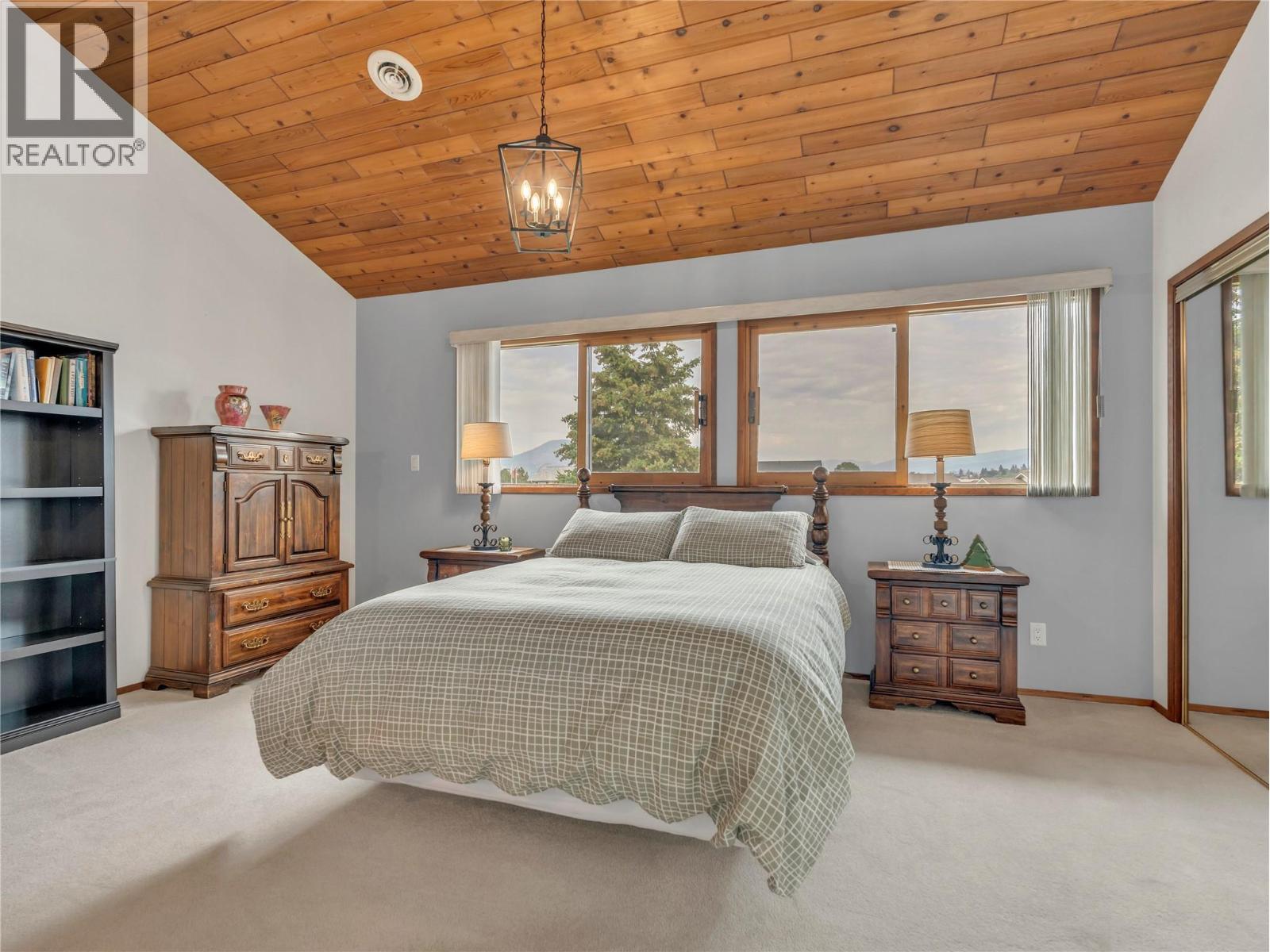 146 YORKTON Avenue, Penticton