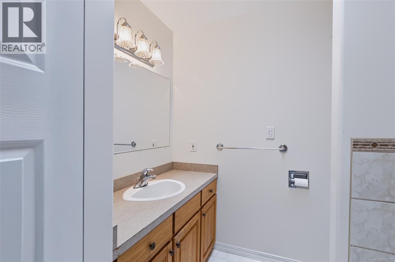 4269 Wellington Ave - Image 15