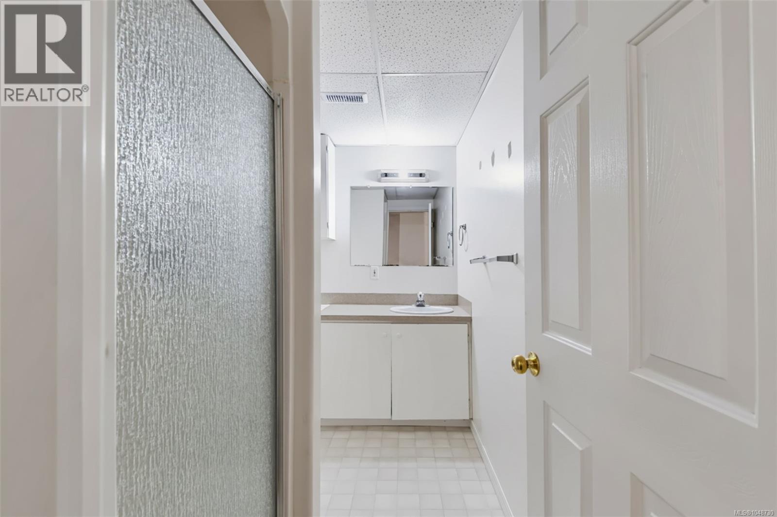 4269 Wellington Ave - Image 19