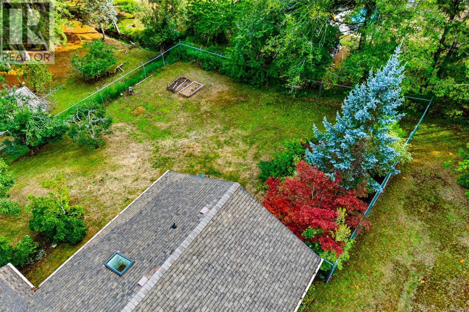 4269 Wellington Ave - Image 32