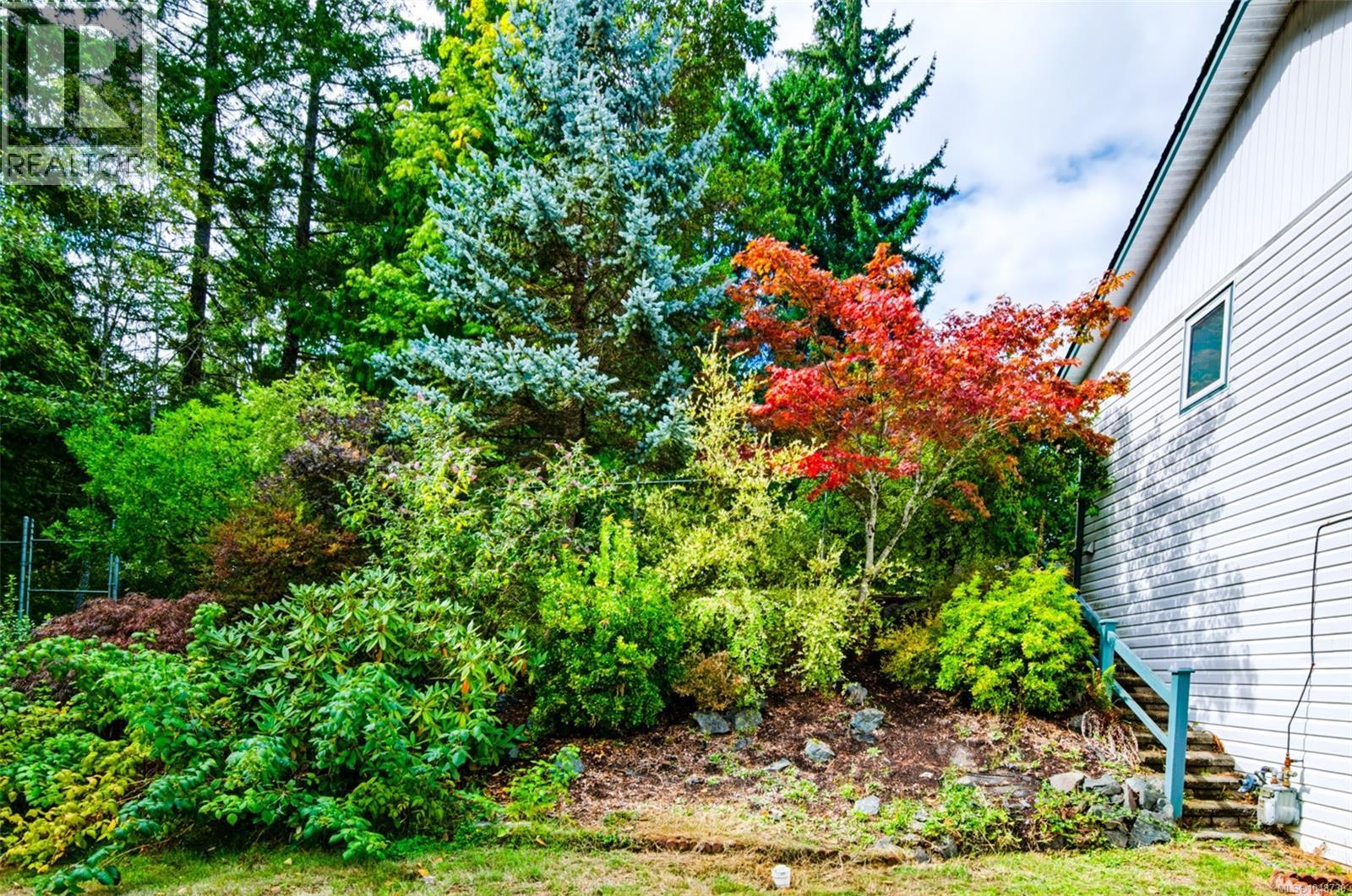 4269 Wellington Ave - Image 33
