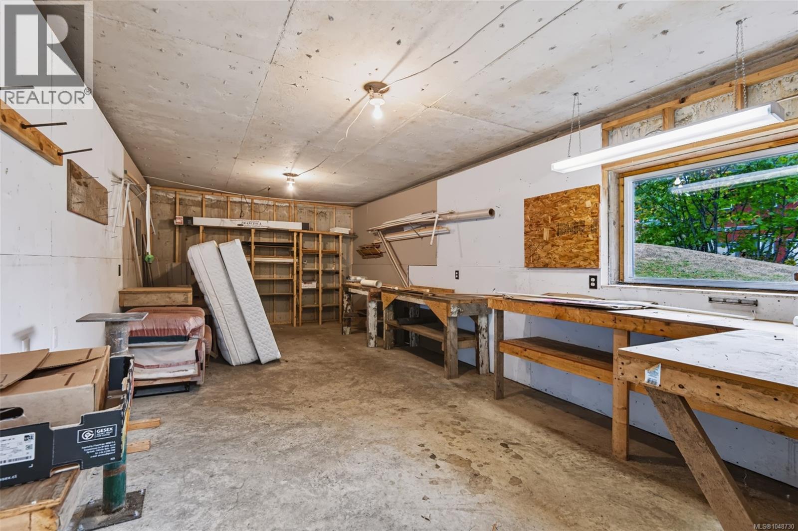 4269 Wellington Ave - Image 37
