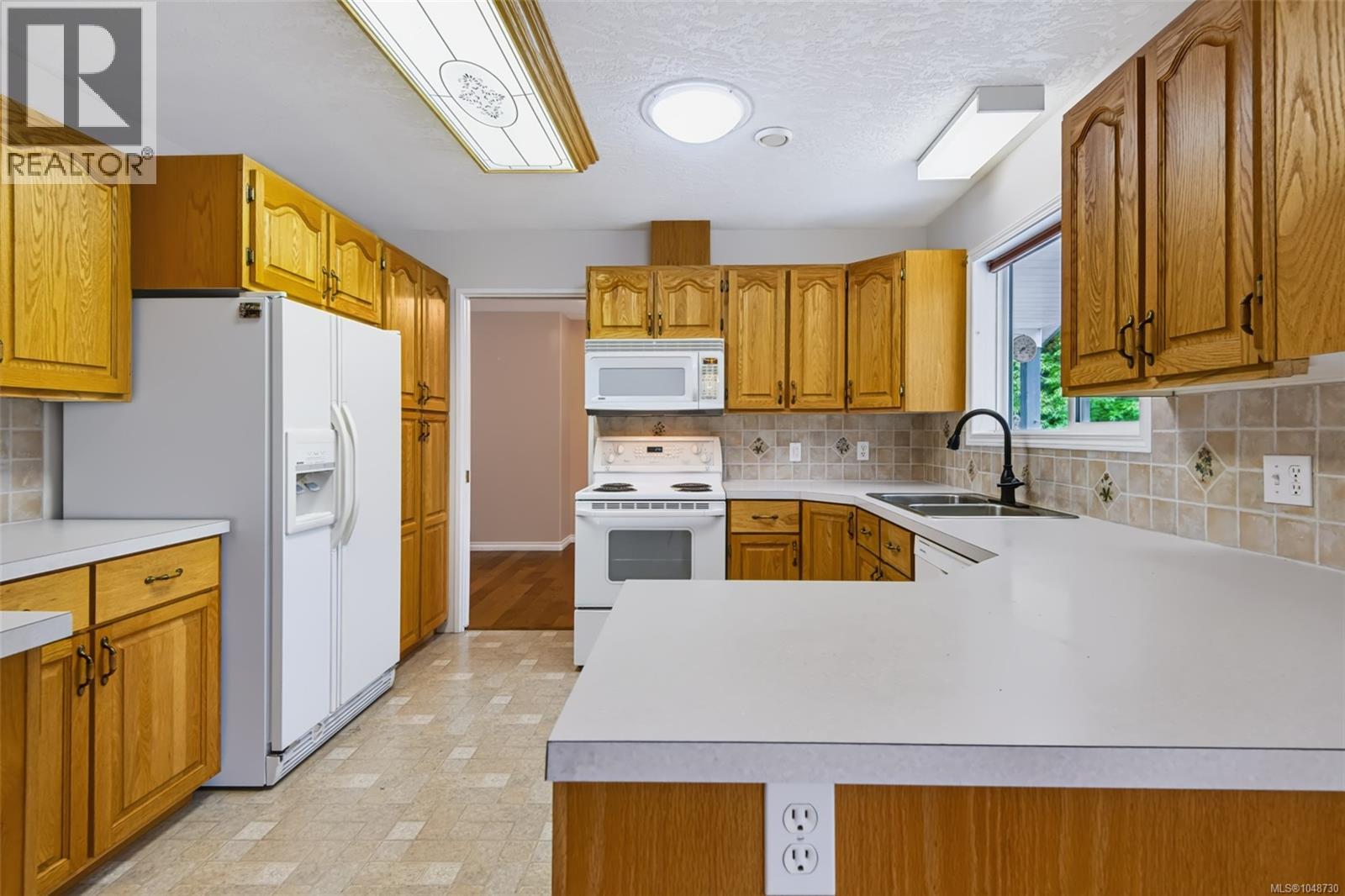 4269 Wellington Ave - Image 5