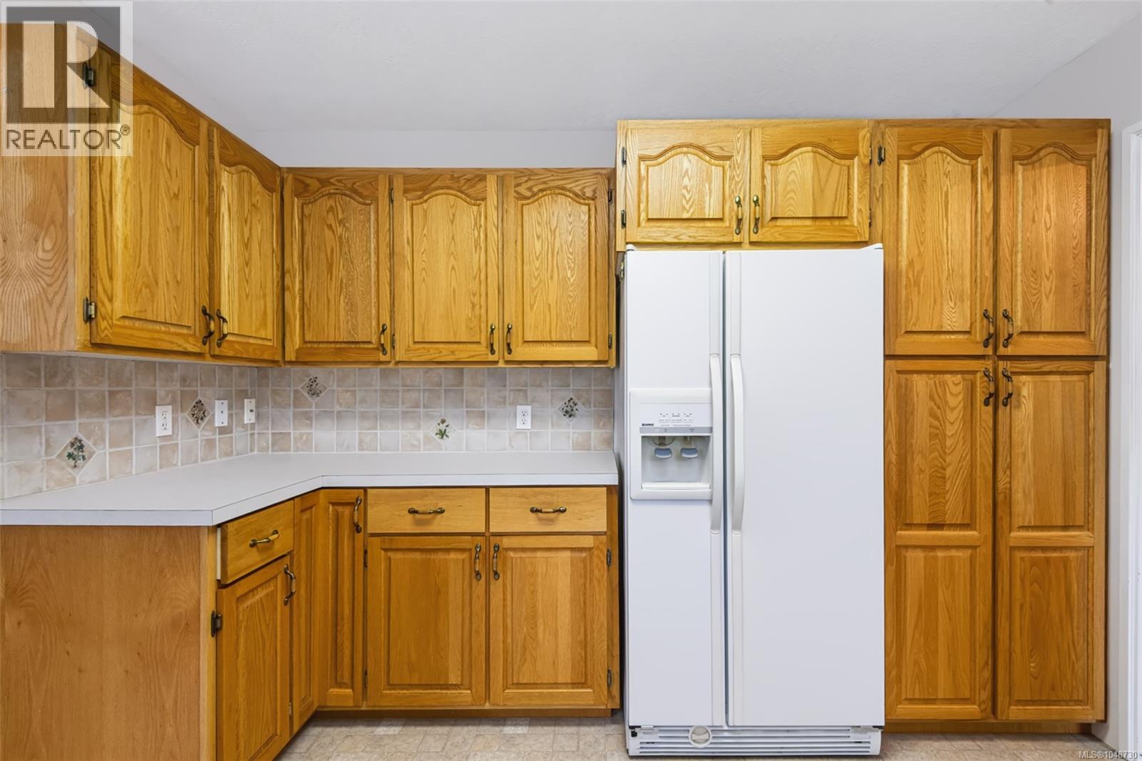 4269 Wellington Ave - Image 7