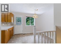 Living room - 4269 Wellington Ave, Port Alberni, BC V9Y7L4 Photo 8