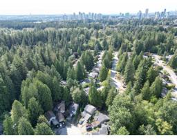 14718 101a Avenue, Surrey, BC V3R7E7 Photo 10