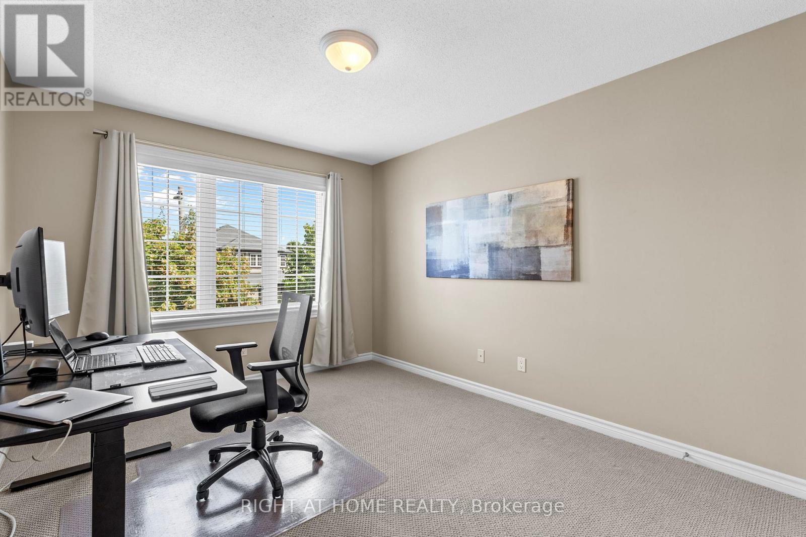 3 Bed, 3 Bath House for Sale in Ottawa – 983 FIELDFAIR WAY, Ottawa – MLS# X13756752 - Image 23