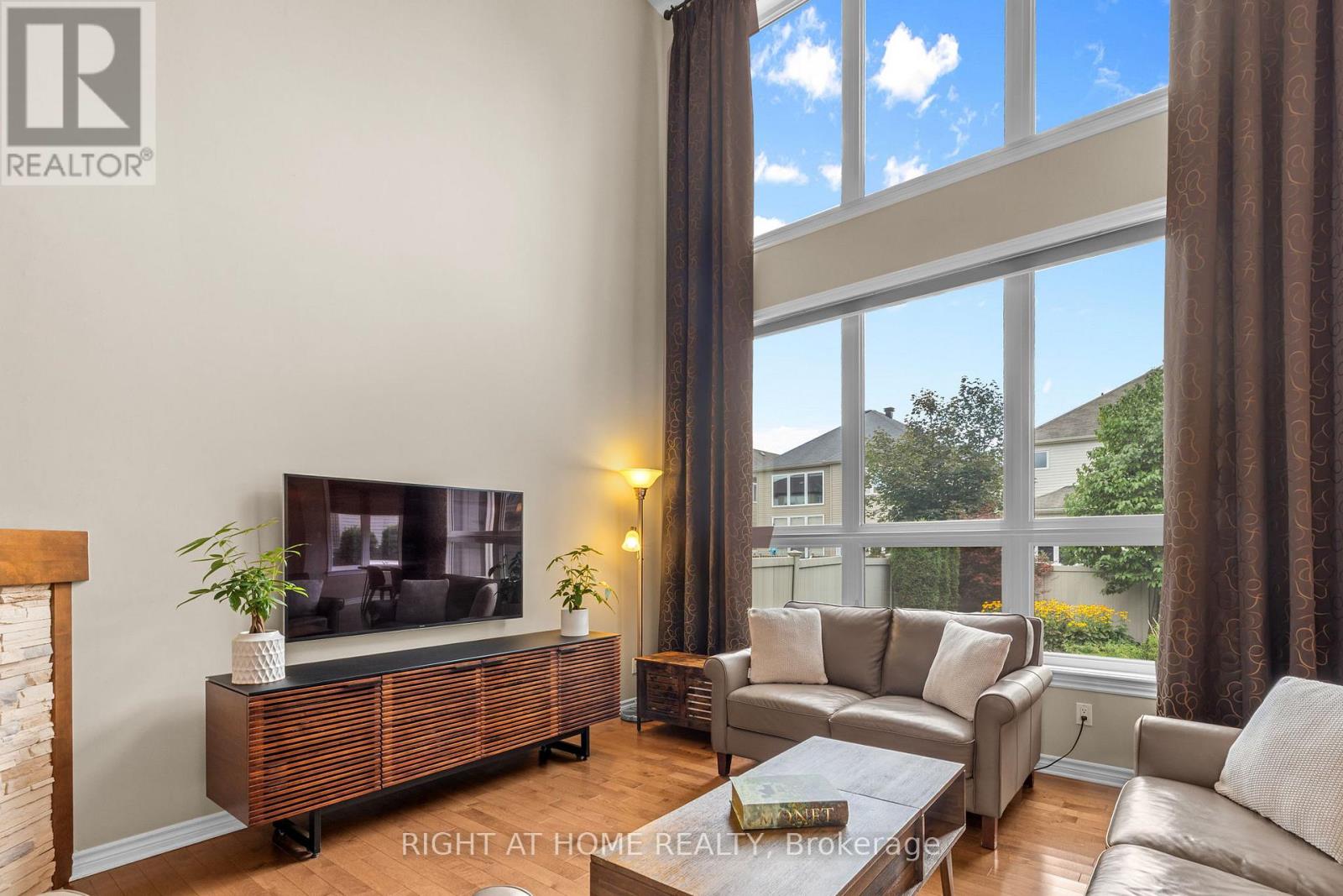 983 FIELDFAIR WAY - 8