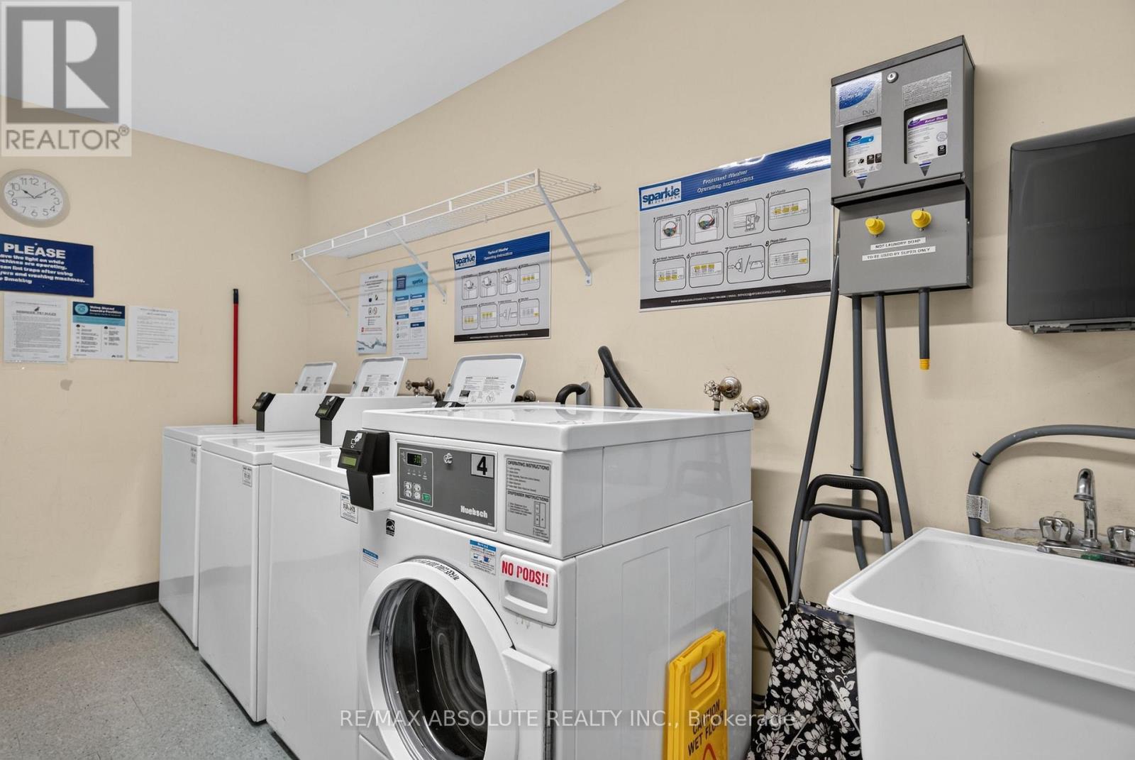 #305 310 KINGSDALE AVENUE - Image 25