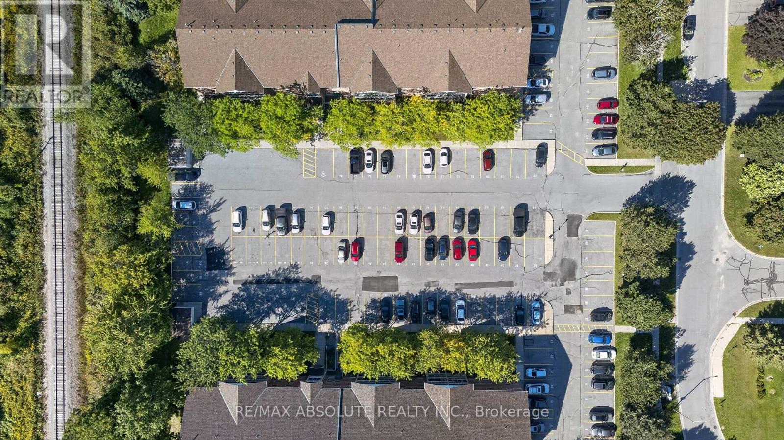 #305 310 KINGSDALE AVENUE - 32