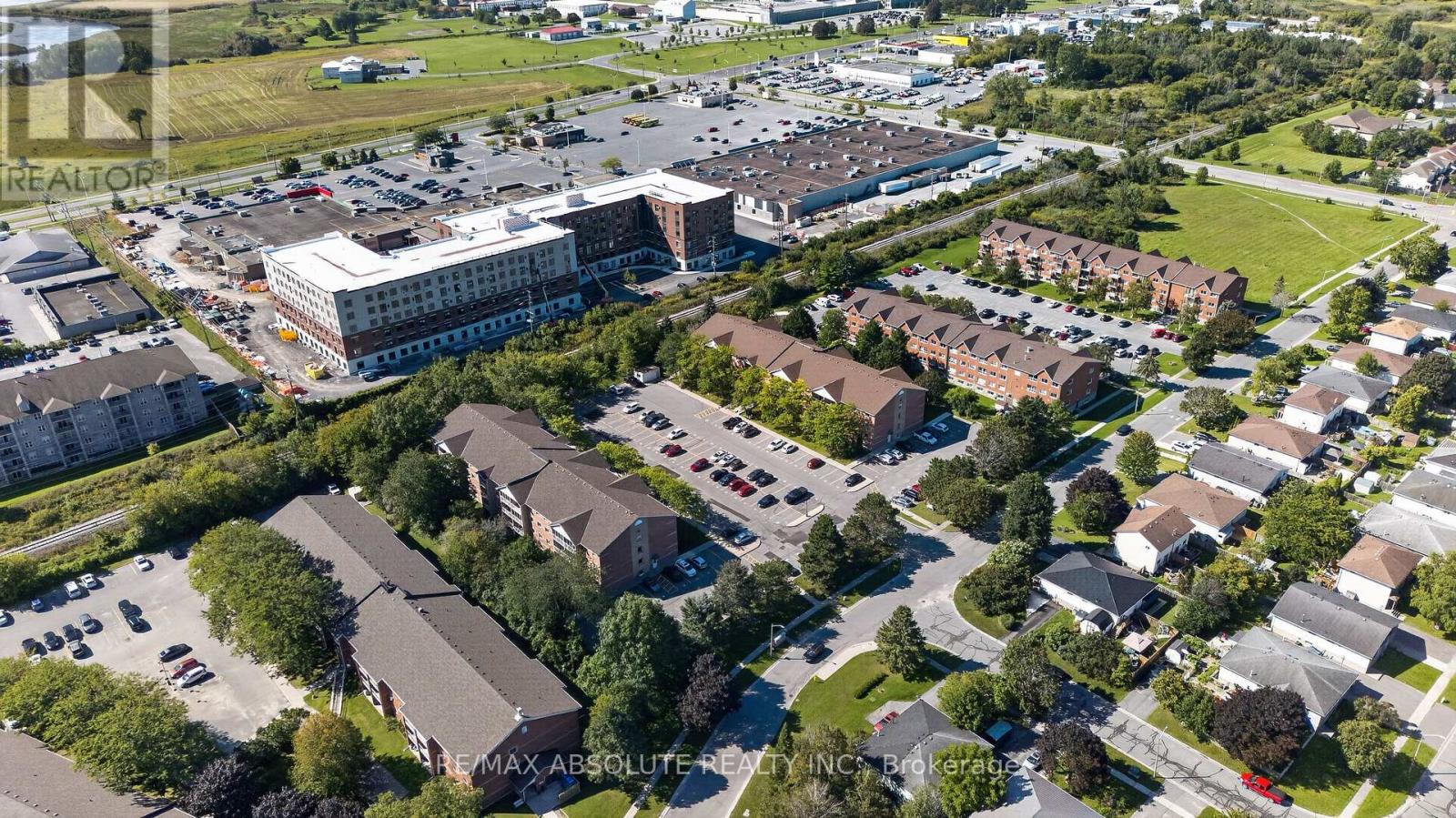 #305 310 KINGSDALE AVENUE - Image 33