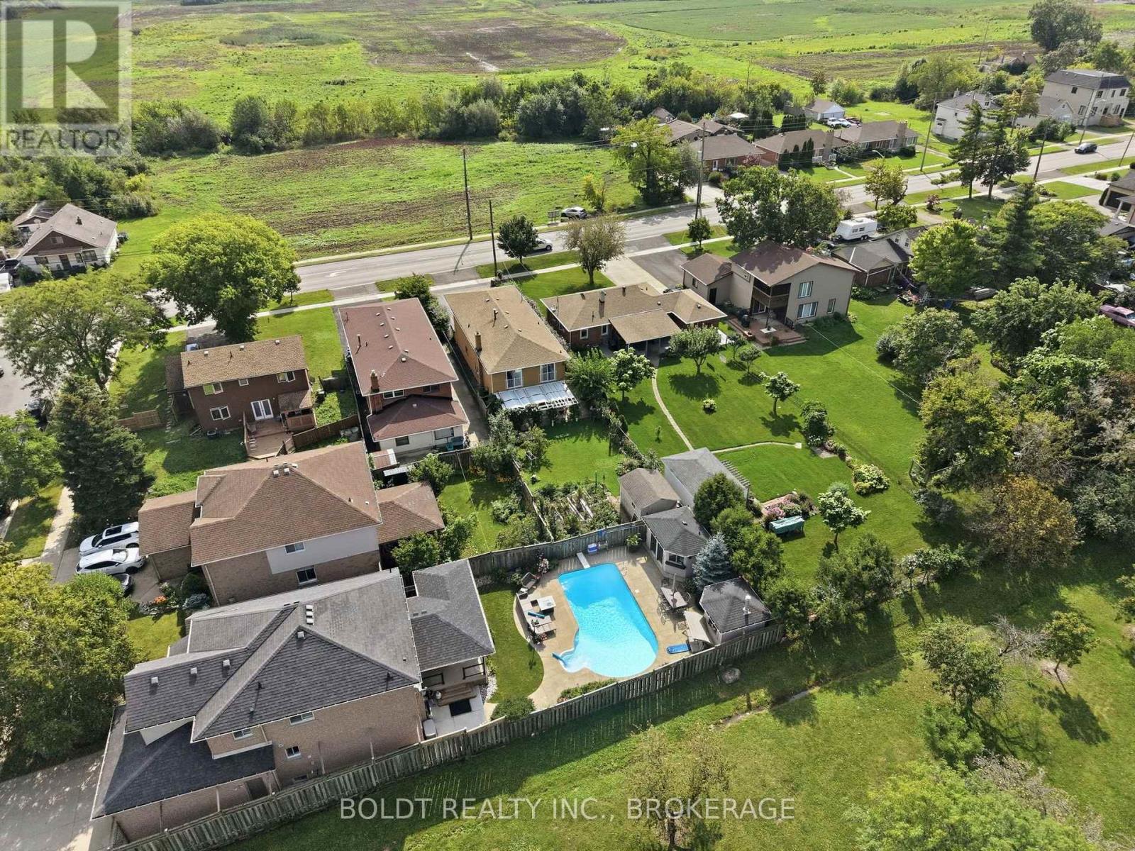 233 FRUITLAND ROAD - Image 36