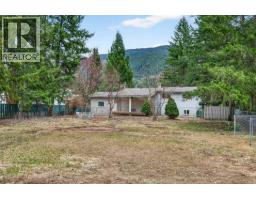 1297 Thompson Drive, Clearwater, BC V0E1N2 Photo 22