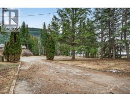 1297 Thompson Drive, Clearwater, BC V0E1N2 Photo 24