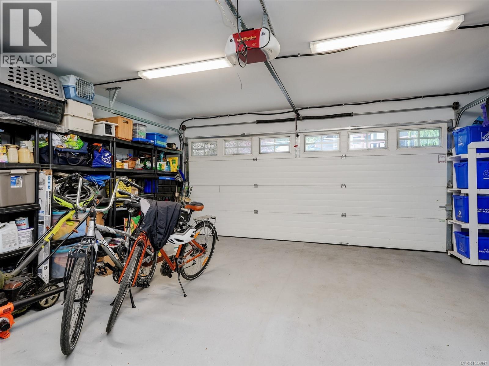  19 Carly Lane, View Royal