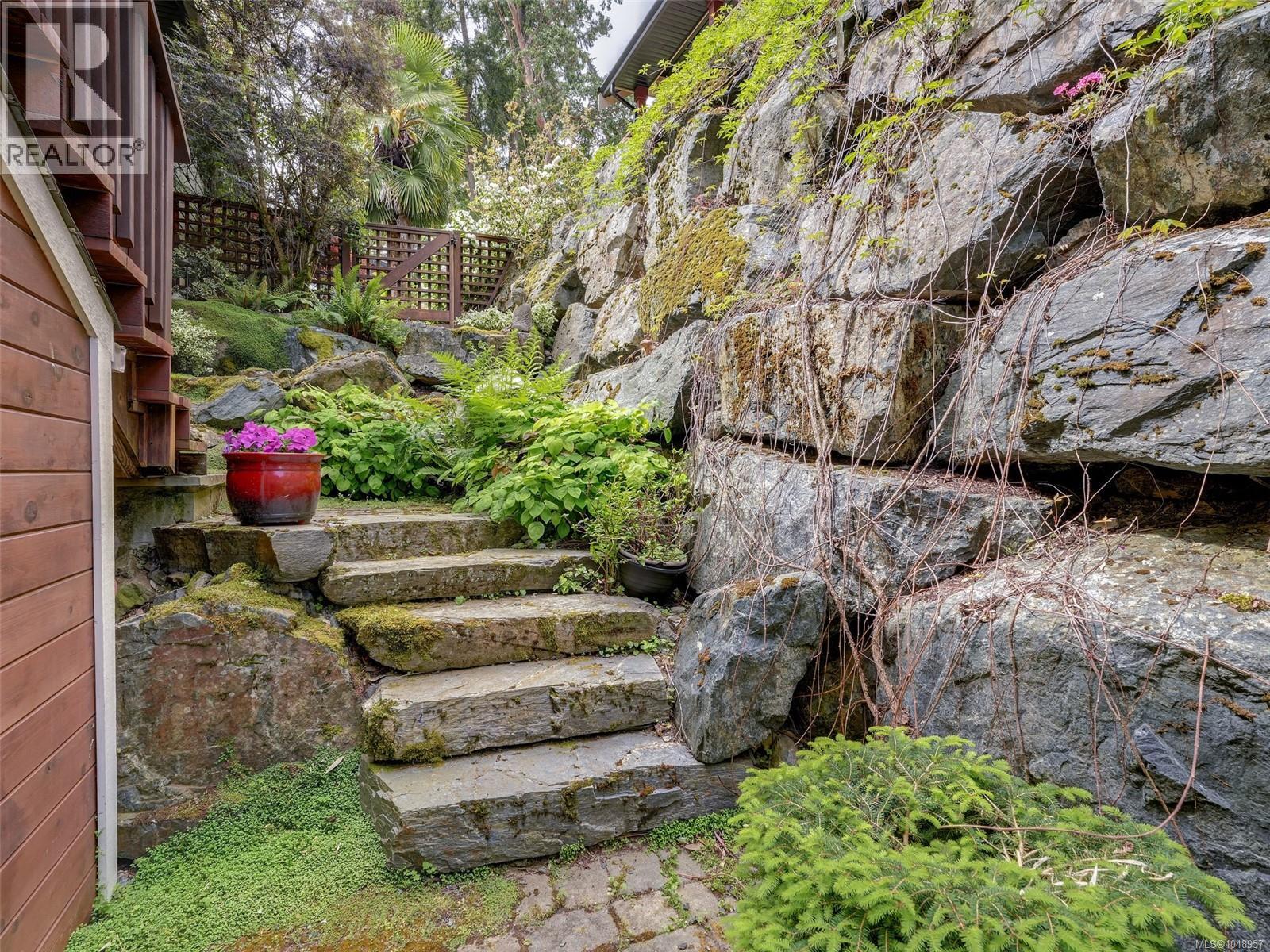  19 Carly Lane, View Royal