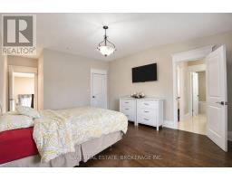 136 Homewood Avenue, Toronto, ON M2M1K3 Photo 32