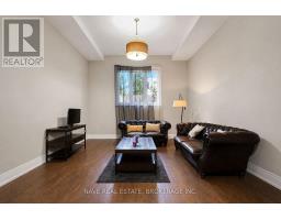 136 Homewood Avenue, Toronto, ON M2M1K3 Photo 40