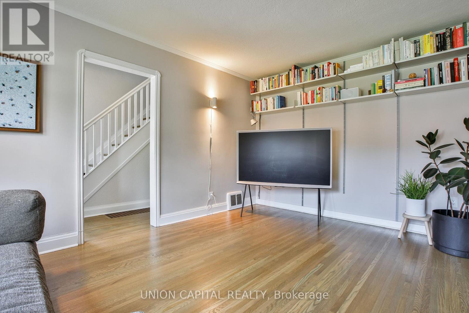 81 THURSFIELD CRESCENT - 3