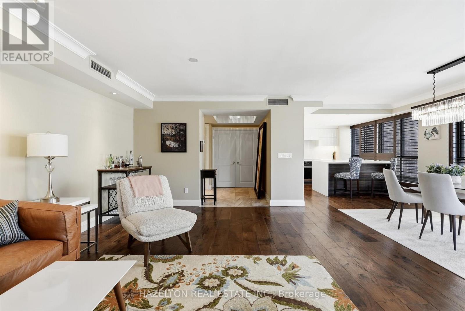 #608 164 CUMBERLAND STREET - 17