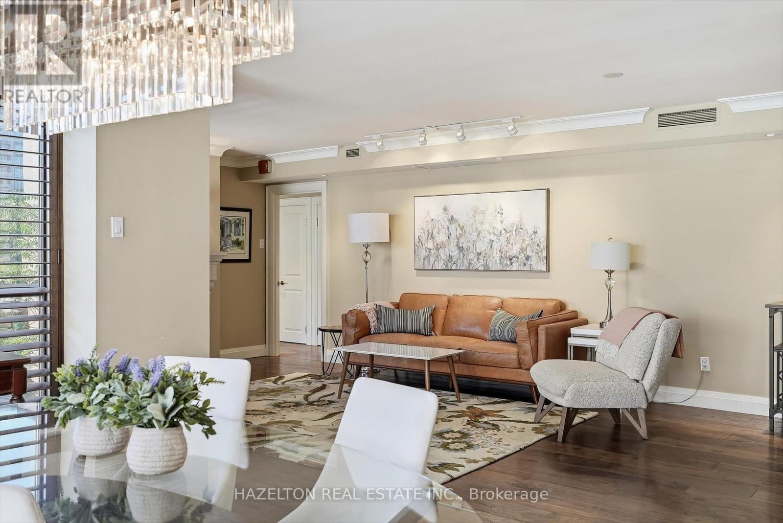 #608 164 CUMBERLAND STREET - 23