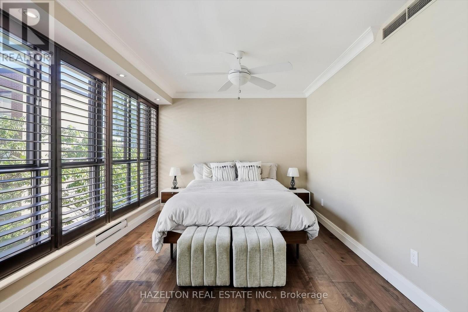 #608 164 CUMBERLAND STREET - 25