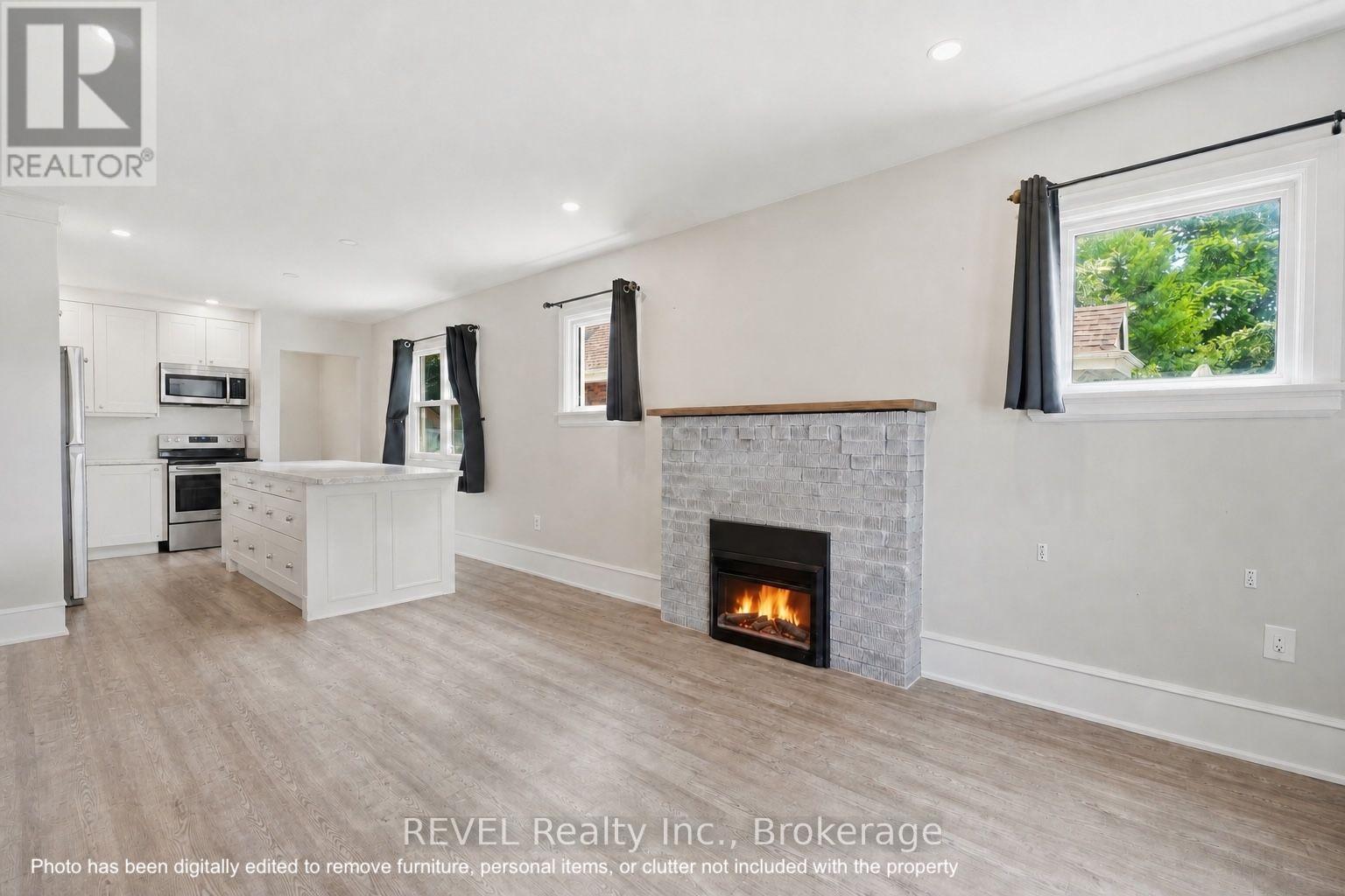 19 LEEPER STREET, St. Catharines (Western Hill) — photo 6