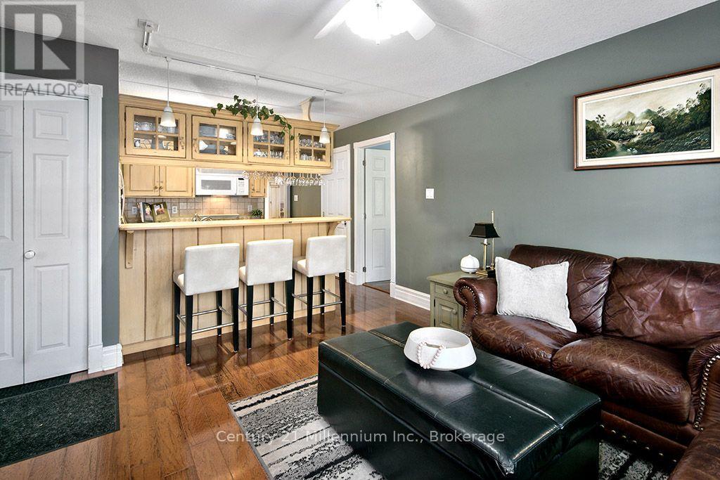 #68 19 DAWSON DRIVE - Image 16