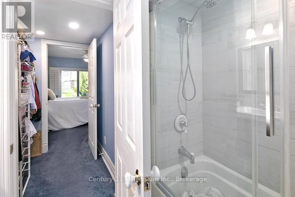 #68 19 DAWSON DRIVE - Image 27
