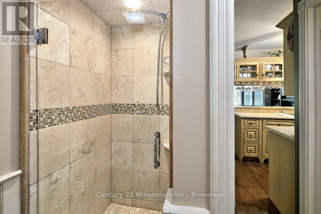 #68 19 DAWSON DRIVE - Image 29