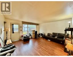 356 Baker Drive, Quesnel, BC V2J1T9 Photo 9