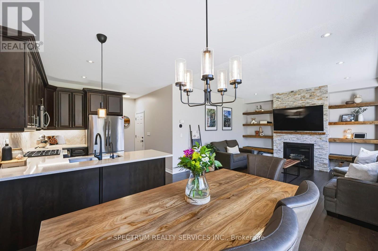 69 STRACHAN TRAIL - Image 19