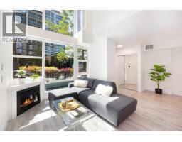 Th8 168 E Esplanade Avenue, North Vancouver, BC V7L4X8 Photo 9