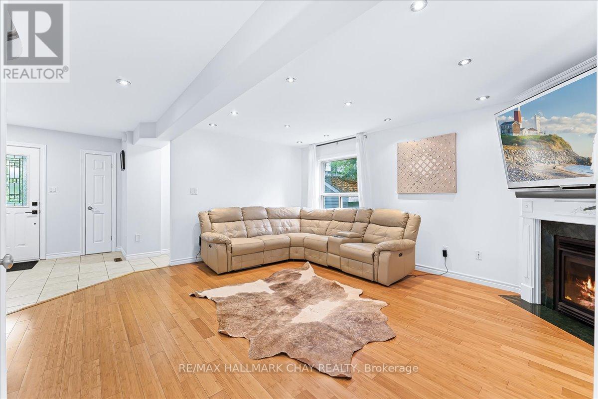 3 BELL STREET - Image 10