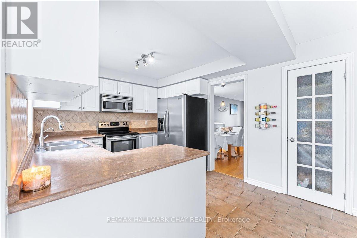 3 BELL STREET - Image 14